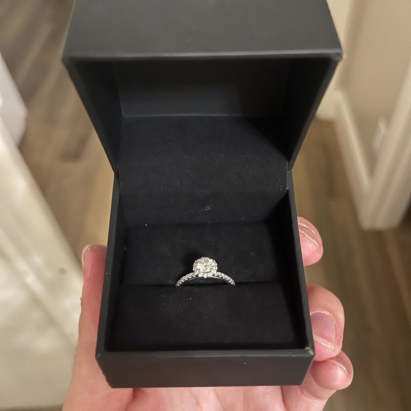 Zales Engagement Ring: Gently used - Picture 6 of 6